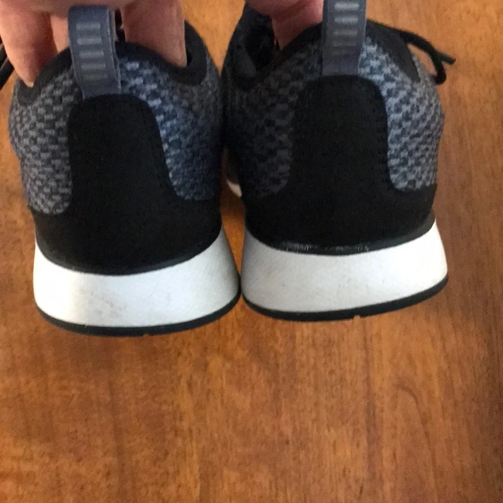 Nike Youth Gray Black/Gray Dualtone Racer Sneaker